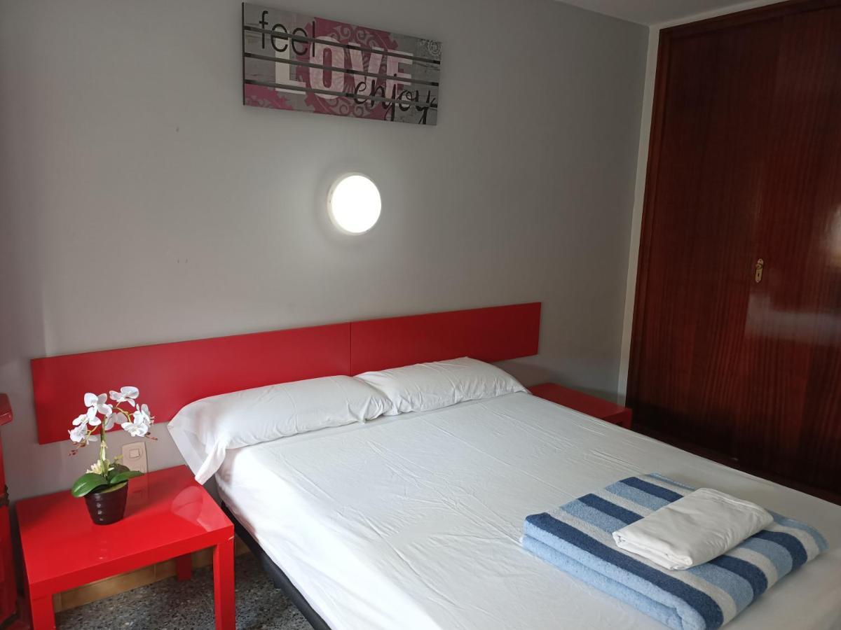 Piso Jover Alojamiento Para Mayores De 25 Anos !! Lloret de Mar Zewnętrze zdjęcie
